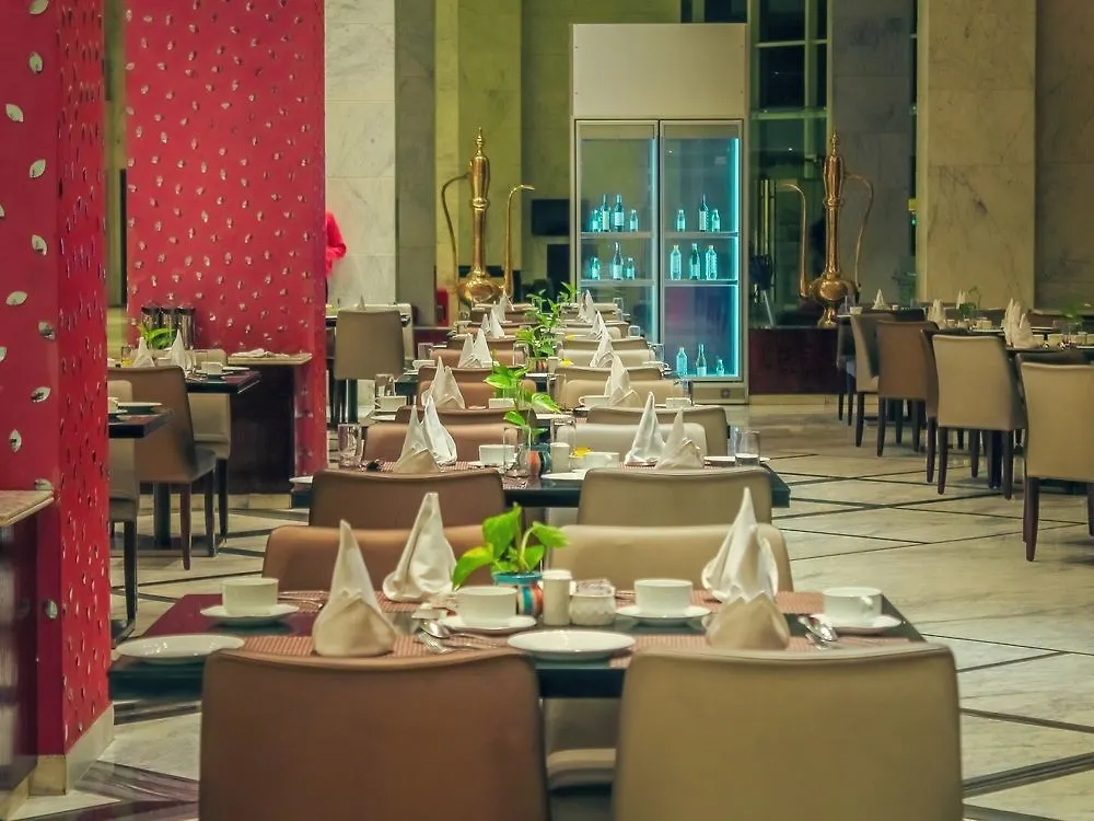Radisson Hotel Agra Агра