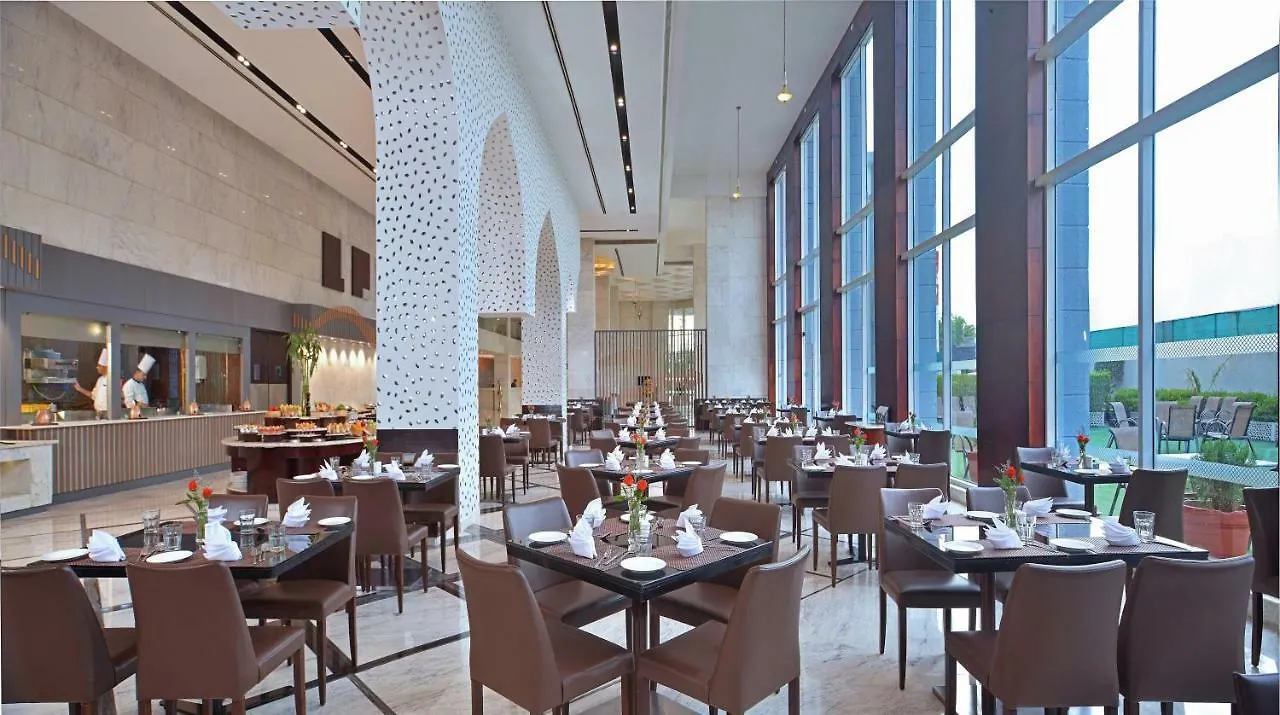 Radisson Hotel Agra Агра