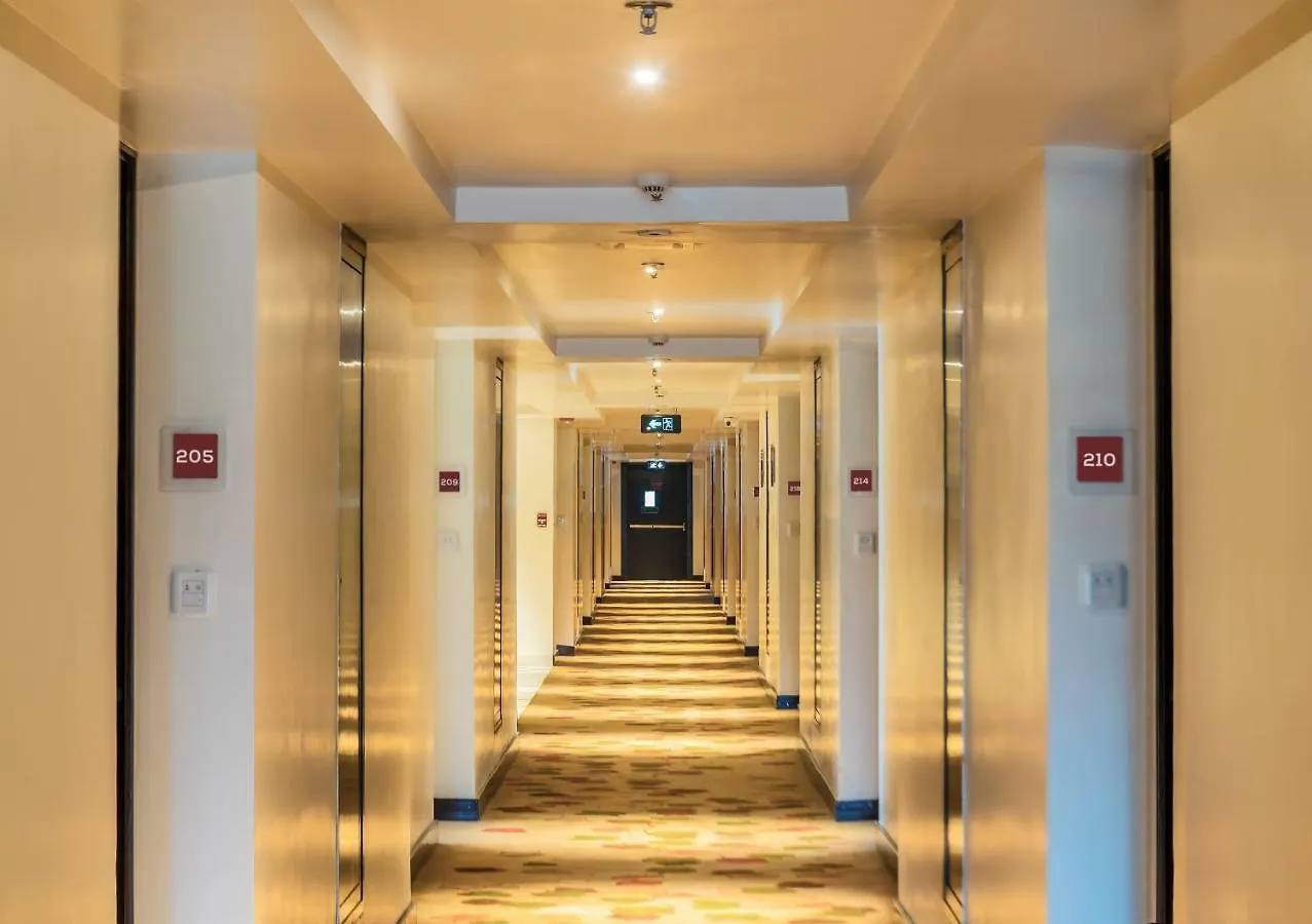 Radisson Hotel Agra Agra  5*, Agra (Uttar Pradesh)
